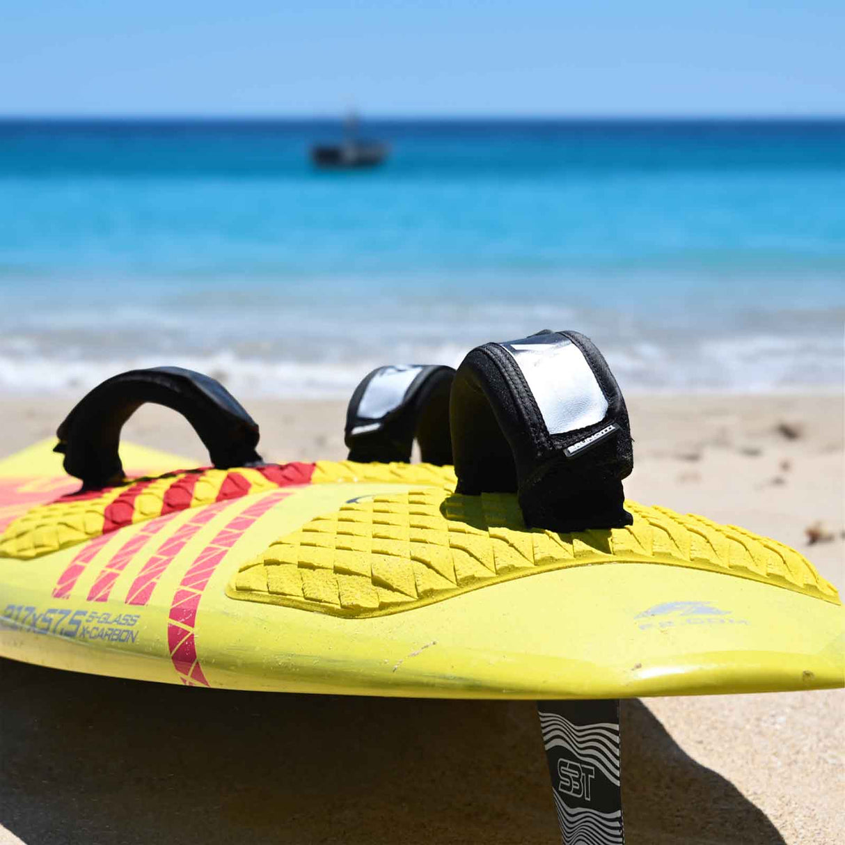 F2 Windsurfboard Rave Pro 90-110L Größe wählbar Gelb/Rot